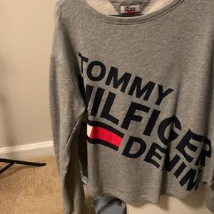 Large Tommy Hilfiger shirt